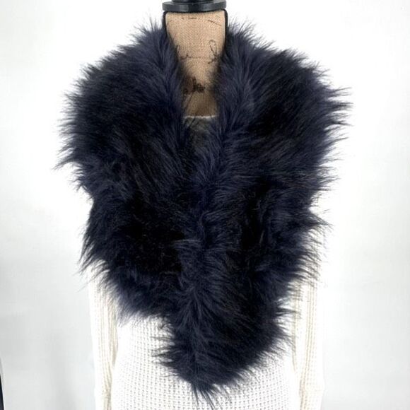 Club Monaco Faux Fur Pull‎ Through Scarf Black Collar Stole - Picture 6 of 9